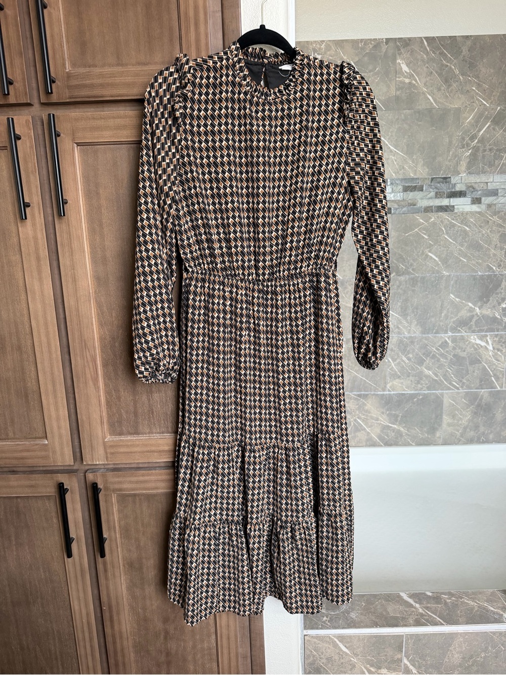 Downeast Classic Long Sleeve Printed Midi Dress in Brown